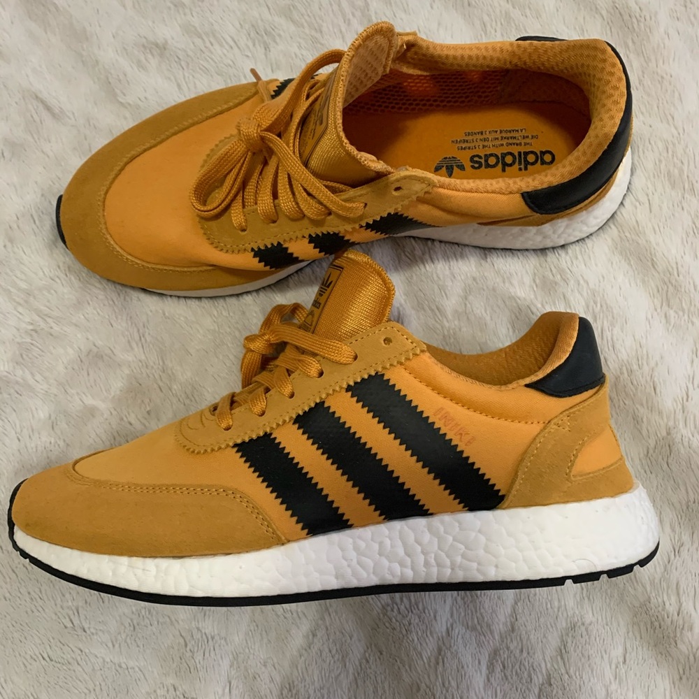 Men’s adidas Sneakers